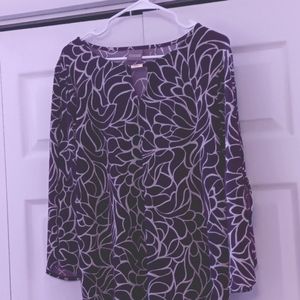 CHICO'S Lady blouse. New, size 2, color red Wine and white printed.